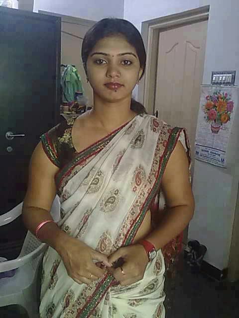 naked younger girl desi naked photo